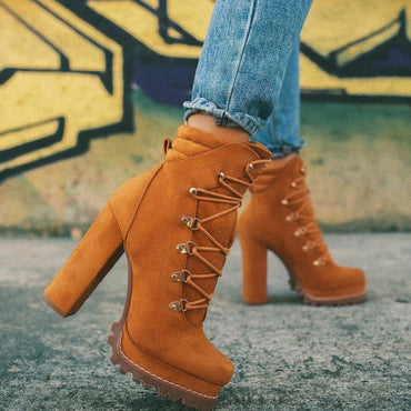 Autumn And Winter New Products European And American Style Ultra-High-Heeled Rivet Waterproof Platform Ladies Short Boots