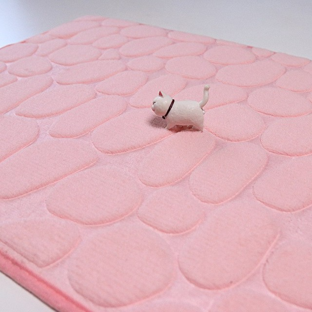 Memory Foam Embossed Non-Slip Floor Mat