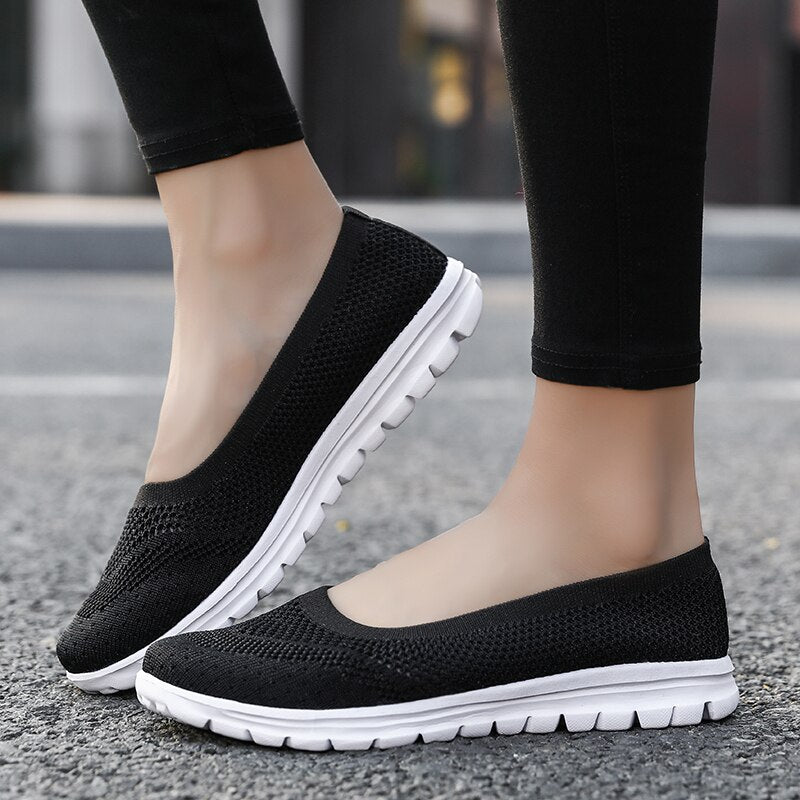 Ladies Slip-on Lightweight Loafer