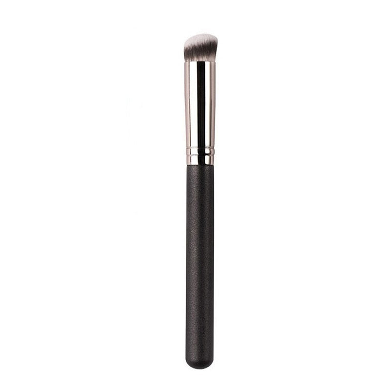 Small Mushroom Concealer Brush