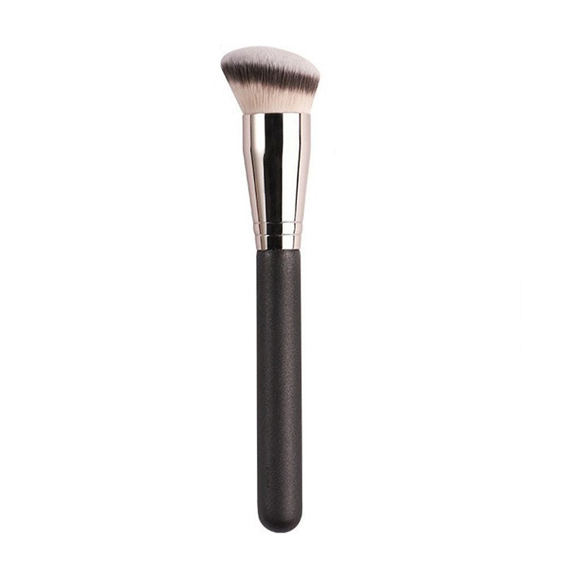 Small Mushroom Concealer Brush