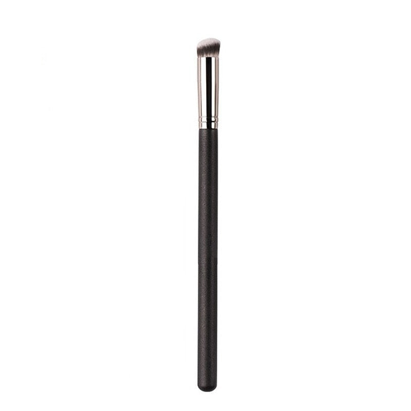 Small Mushroom Concealer Brush