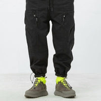 Pleated Cargo Pants