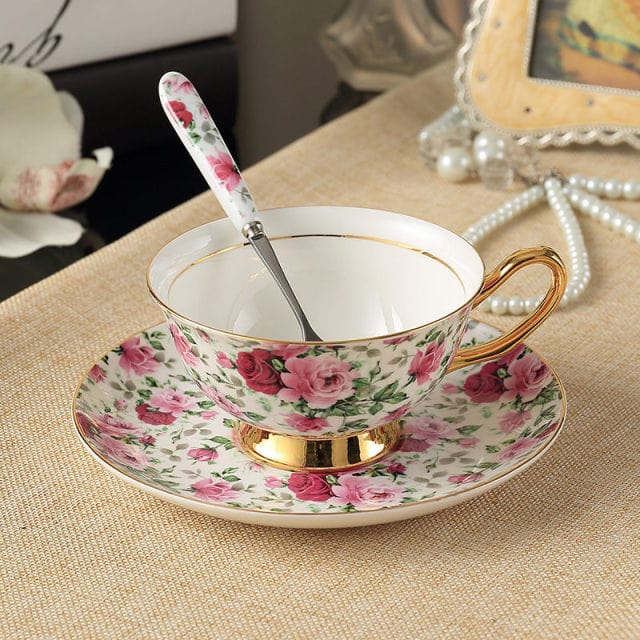 Bone China Luxury Set Drinkware