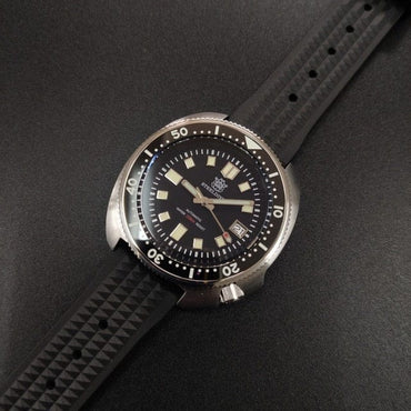 Dive Watch with Ceramic Bezel