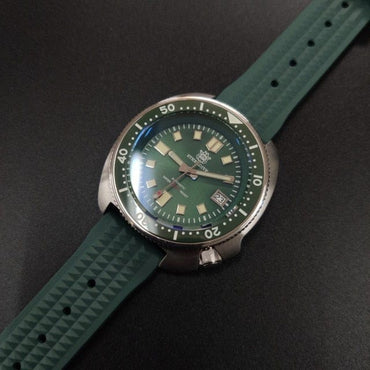 Dive Watch with Ceramic Bezel