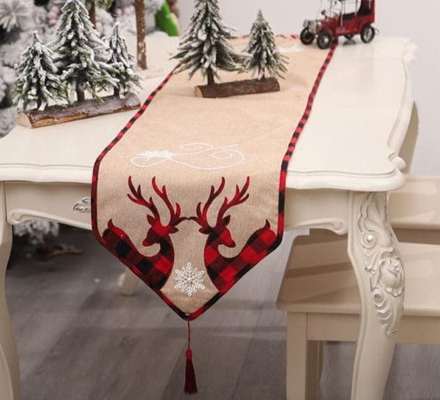 Christmas Table Linen Decoration