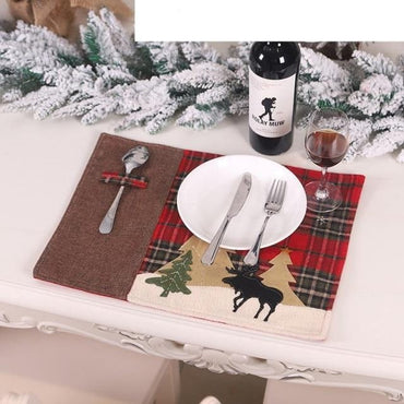 Christmas Table Linen Decoration