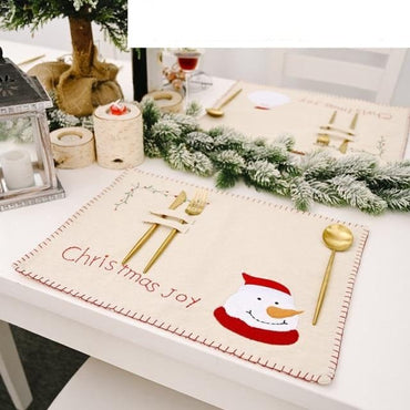 Christmas Table Linen Decoration