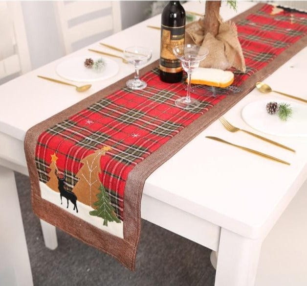 Christmas Table Linen Decoration