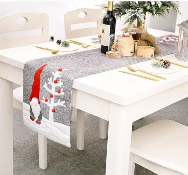 Christmas Table Linen Decoration