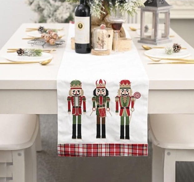 Christmas Table Linen Decoration