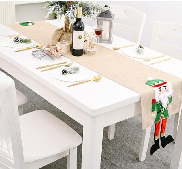 Christmas Table Linen Decoration