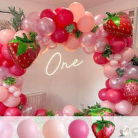 127pcs Strawberry Balloon Party Decoration - east2cart.uk