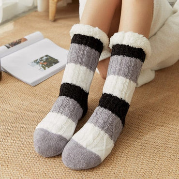 Winter Mid-Calf Carpet Socks