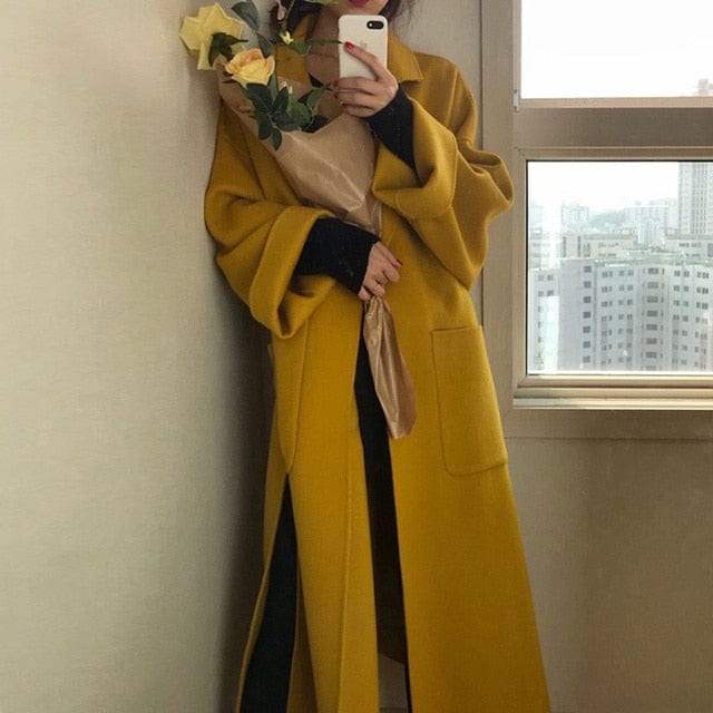 Elegant Batwing Long Sleeve Woolen Coat